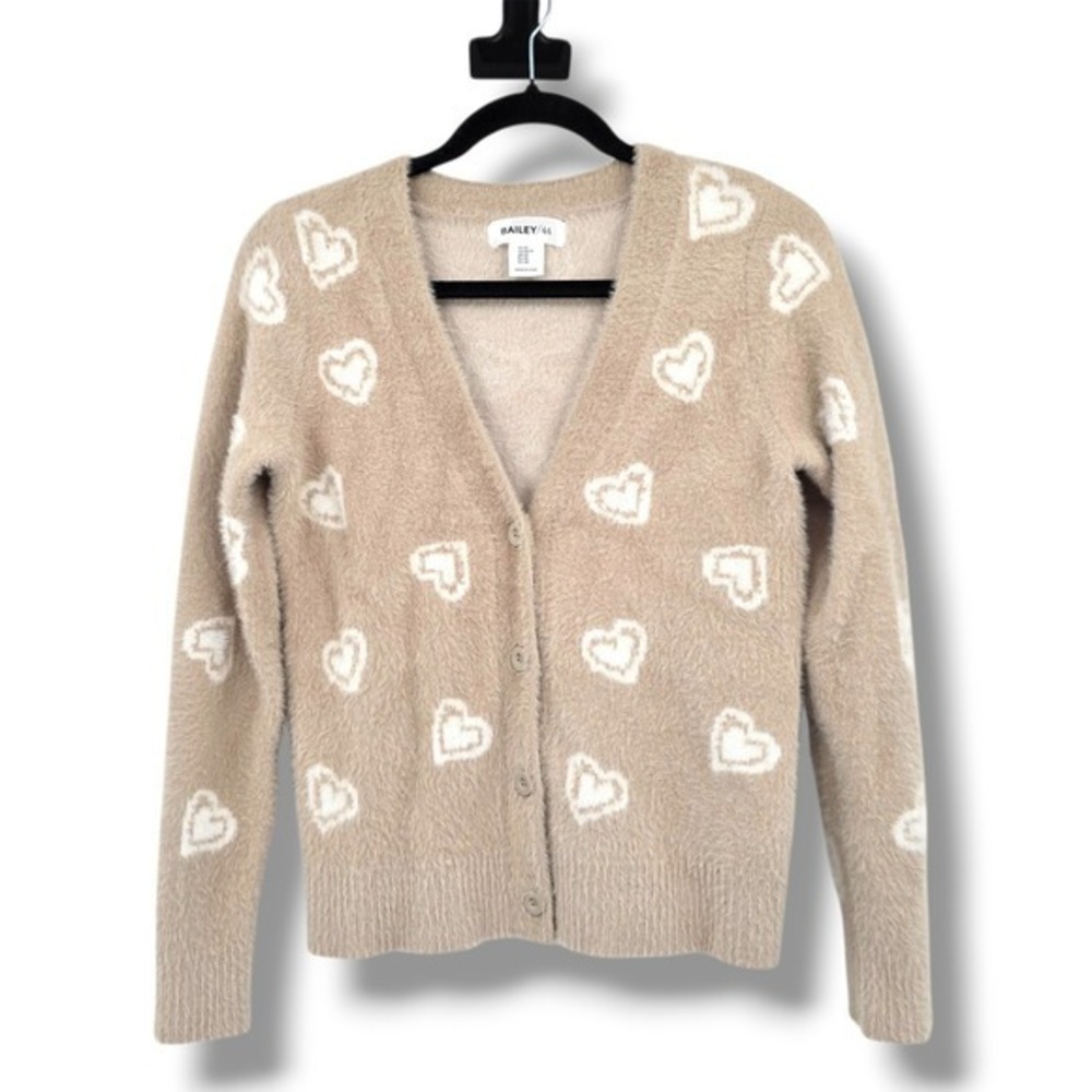 Bailey‎ 44 XS Womens Cardigan Sweater Beige Heart Print Button Down Fuzzy